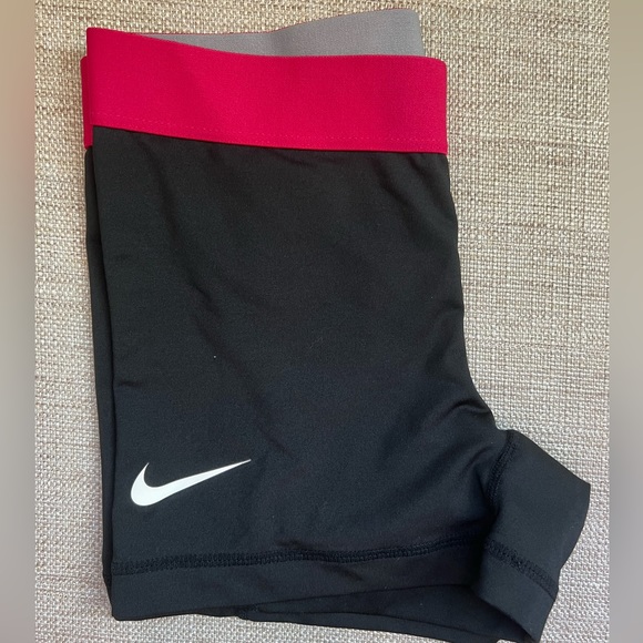 Pink Scranton Nike Pros Womens - Picture 3 of 4